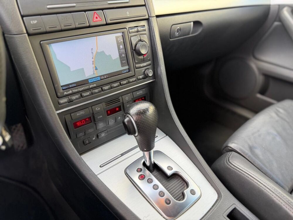 A4 2.0 TDI 140 S-LINE 2008 occasion 78630 Orgeval