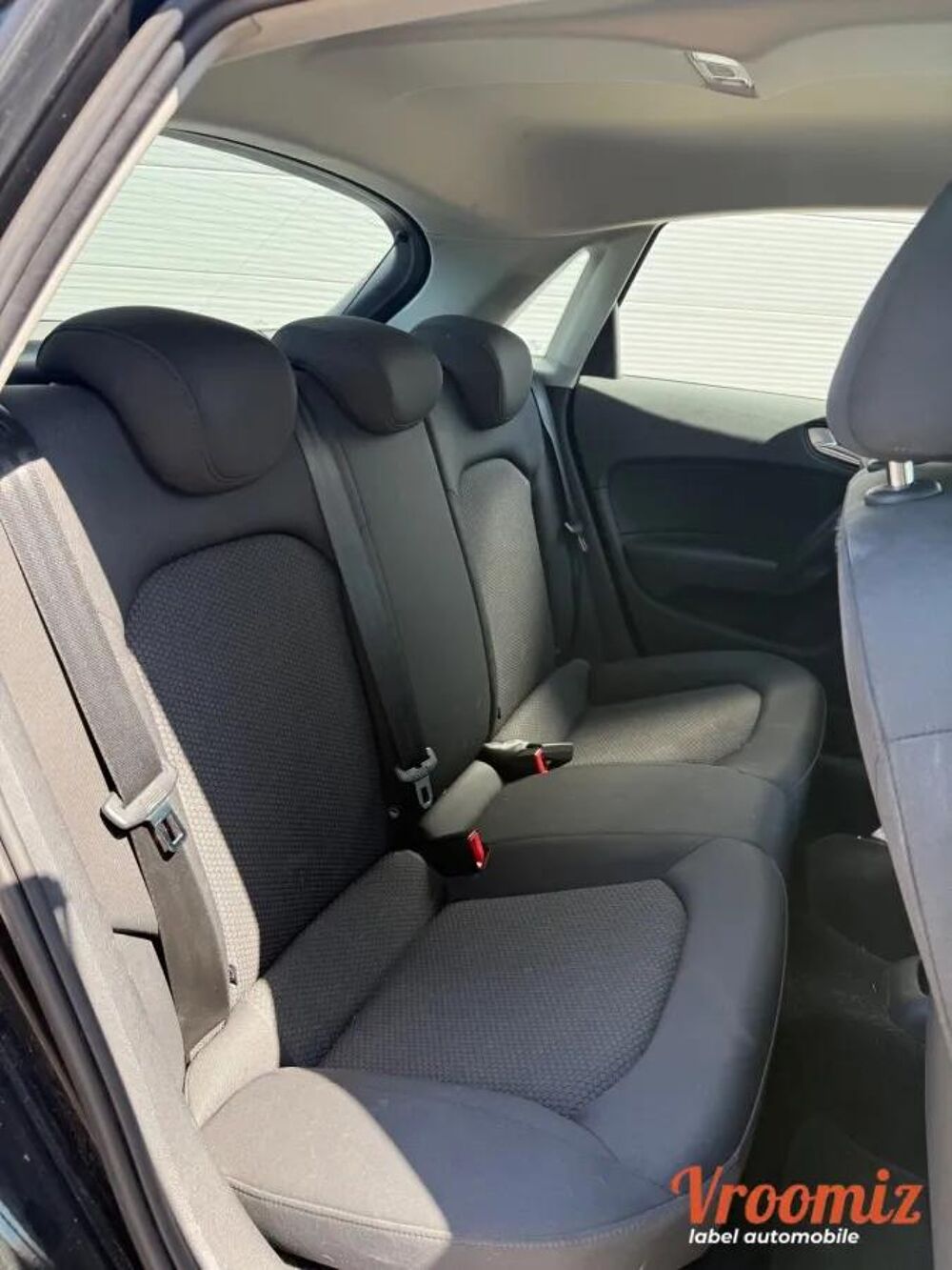 A1 SPORTBACK 1.4 TFSI 120 S-LINE S-TRONIC BVA 2014 occasion 94520 P&eacute;rigny