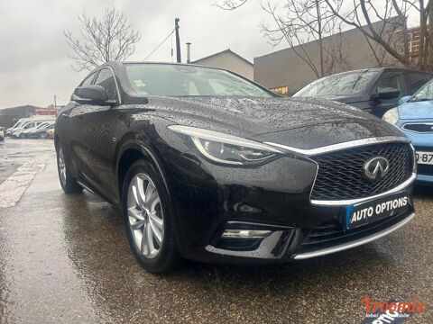 Q30 2.2 D 170 LUXE DCT BVA 2018 occasion 69150 D&eacute;cines-Charpieu
