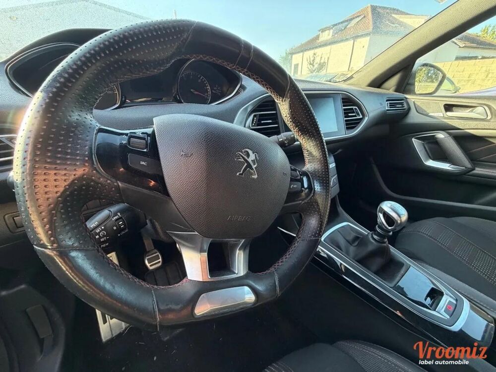 308 GENERATION-II 2.0 BLUEHDI 150 GT LINE START-STOP 2017 occasion 31490 LEGUEVIN