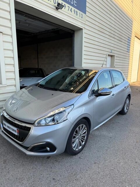 Peugeot 208 GENERATION-I 1.2 PURETECH 110 ALLURE START-STOP 2017 occasion N&icirc;mes 30900