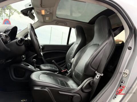 ForTwo 0.9 T 90 PRIME TWINAMIC BVA 2018 occasion 06220 Antibes