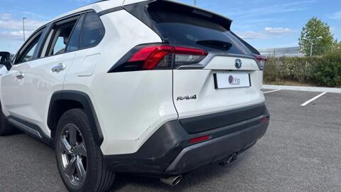 RAV 4 Lounge 2WD / Suivi complet Toyota 2019 occasion 60200 Compi&egrave;gne