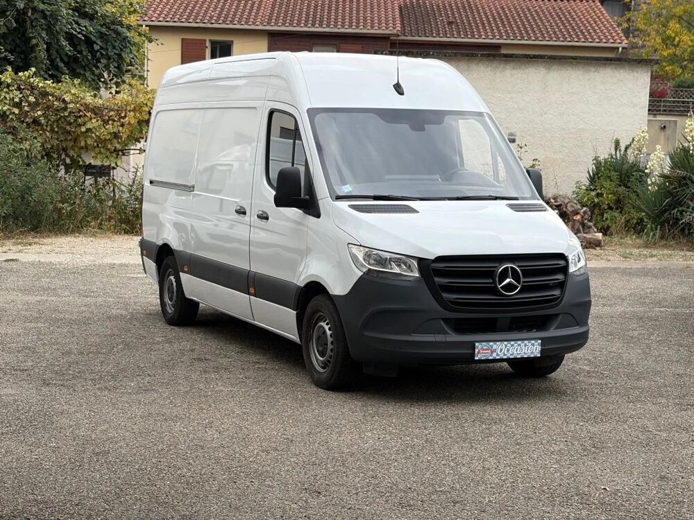 Sprinter FOURGON 2.0 315 CDI 150 3T5 37 FIRST RWD 2023 occasion 69003 LYON