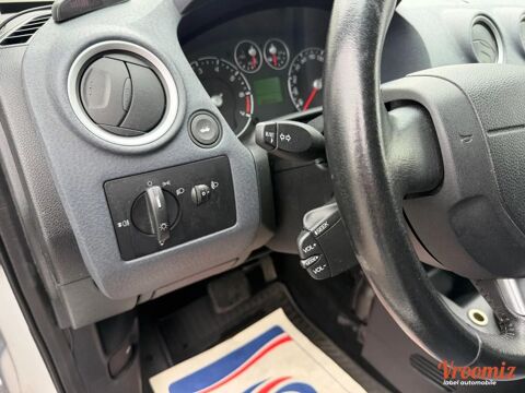 Fusion 1.4 80 Ambiente 2008 occasion 91200 Athis-Mons