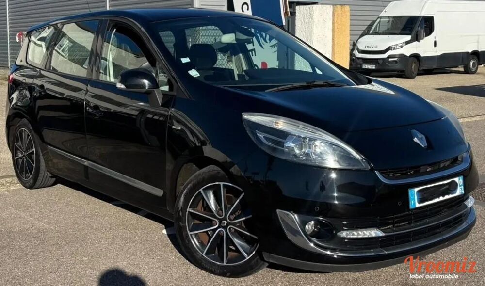 Grand scenic IV 1.6 DCI 130 ENERGY BOSE EDITION 2012 occasion 69680 CHASSIEU