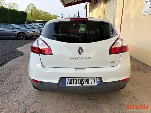 M&eacute;gane 1.5 DCI 95 LIMITED 2015 occasion 77250 &Eacute;cuelles