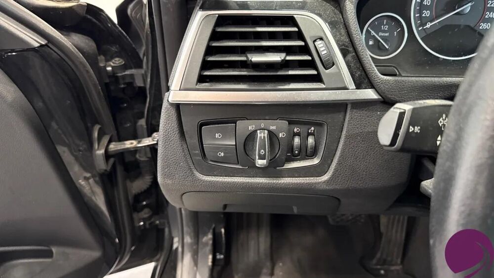 S&eacute;rie 3 TOURING 2.0 318 D 150 SPORT ULTIMATE BVA 2019 occasion 66000 Perpignan