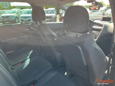 5008 GENERATION-I 1.6 BLUEHDI 120 ACCESS BUSINESS START-STOP 2015 occasion 41000 Blois