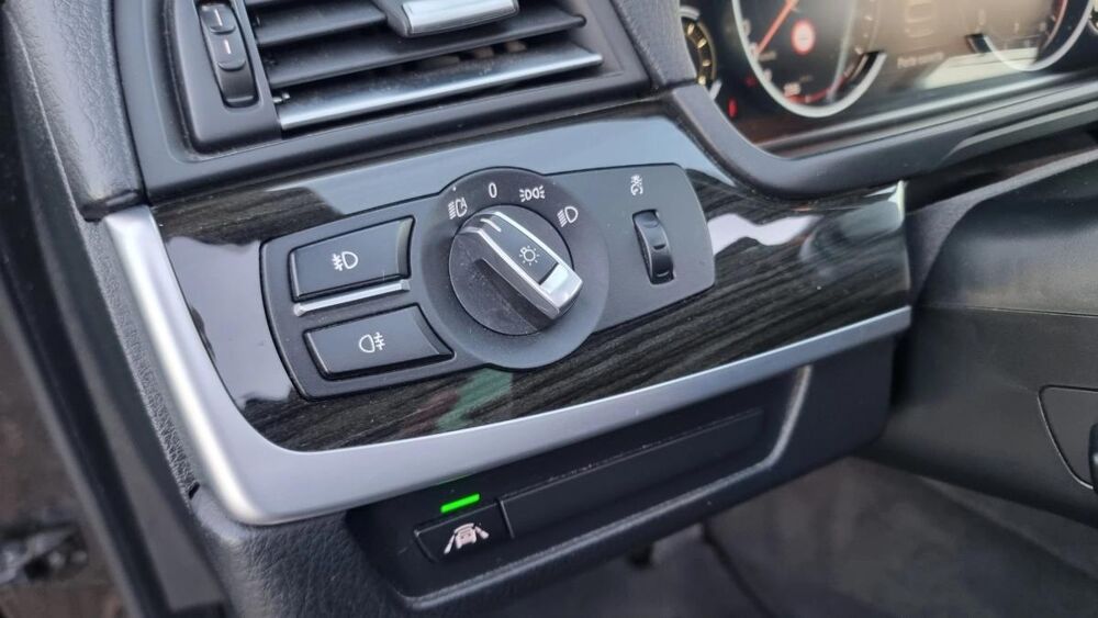 S&eacute;rie 5 TOURING 3.0 530 D 260 EXCLUSIVE XDRIVE BVA 2014 occasion 67190 GRESSWILLER