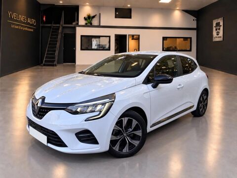 Renault Clio 2023 occasion Le Mesnil-Saint-Denis 78320