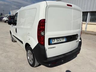Combo VU 2016 occasion 13200 Arles