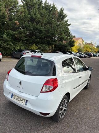 Clio 1.5 DCI 75 EXPRESSION CLIM 2014 occasion 69320 Feyzin