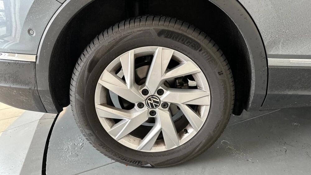 Tiguan ALLSPACE 2.0 TDI 150 LIFE BUSINESS DSG BVA 2023 occasion 17600 Saujon