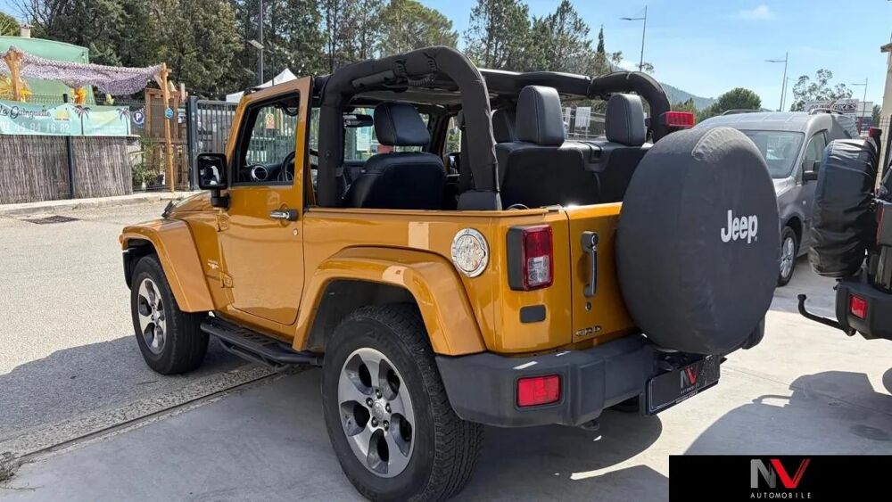 Wrangler 2.8 CRD 200 SAHARA AWD BVA 2014 occasion 83320 Carqueiranne