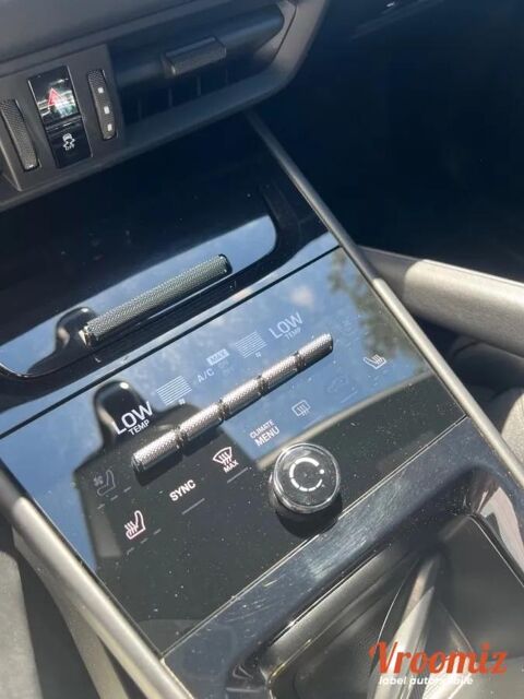 Cayenne 3.0 E-HYBRID 470H 305 PHEV 25.9KWH BVA 2024 occasion 94520 P&eacute;rigny