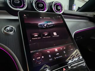 Classe A 2.0 220 D 197 CV HYBRID AMG LINE 9G-TRONIC 2024 occasion 78970 MEZIERES SUR SEINE