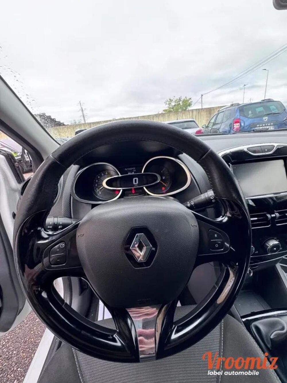 Clio 1.2 75 LIFE 2013 occasion 69230 SAINT PRIEST