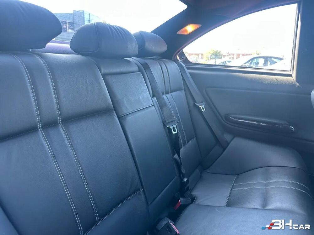 S&eacute;rie 3 COUPE 2.0 320 CD 150 PREFERENCE LUXE 2006 occasion 33980 Audenge
