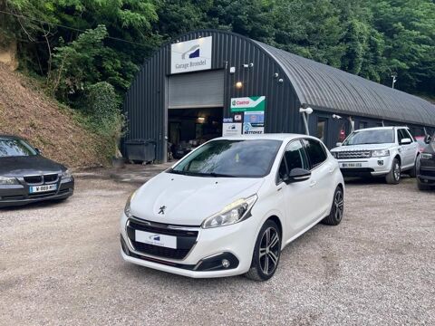 Peugeot 208 1.2i 110cv GT Line 1&eacute;re Main