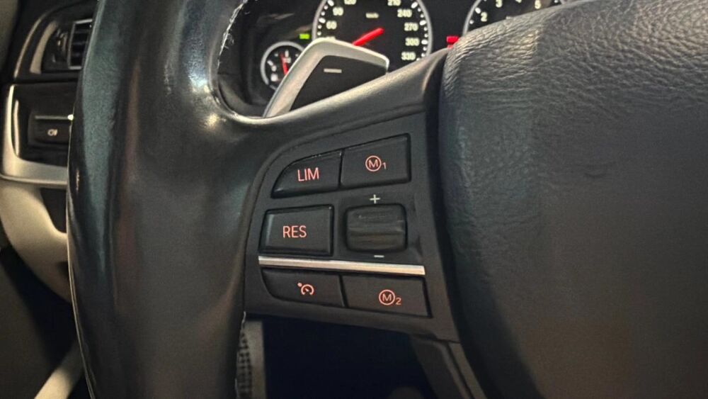 M5 4.4 V8 Basis 2012 occasion 33600 Pessac
