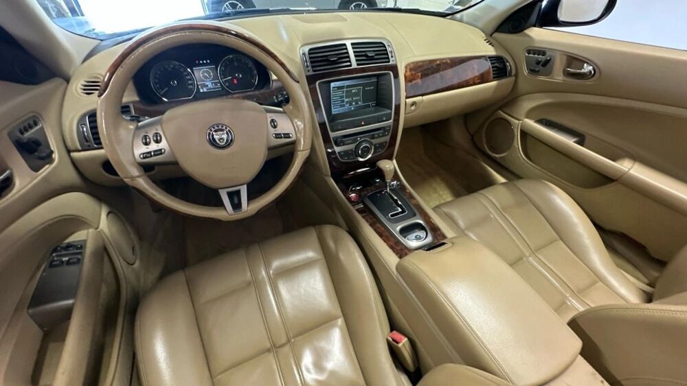 XK 4.2 V8 4.2 Cabrio 2006 occasion 76190 Auzebosc