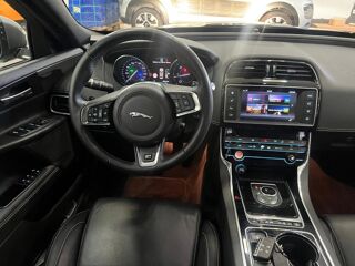 XE 2016 occasion 69800 SAINT-PRIEST