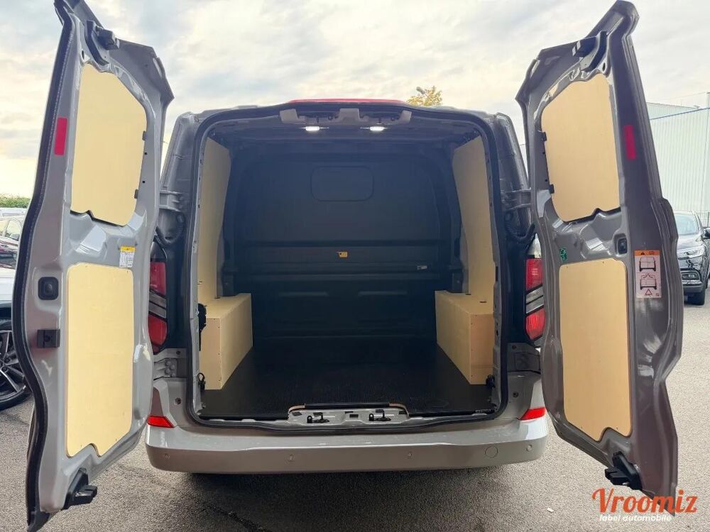 Transit Custom FOURGON 280 2.0 ECOBLUE 135 L1H1 COURT PC-TN TREND BVA 2025 occasion 41000 Blois