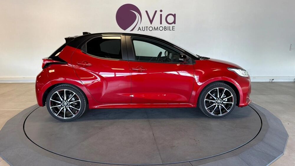 Yaris 1.5 114H 90 HYBRID FULL-HYBRID 0.8KWH GR-SPORT BVA 2022 occasion 33600 Pessac