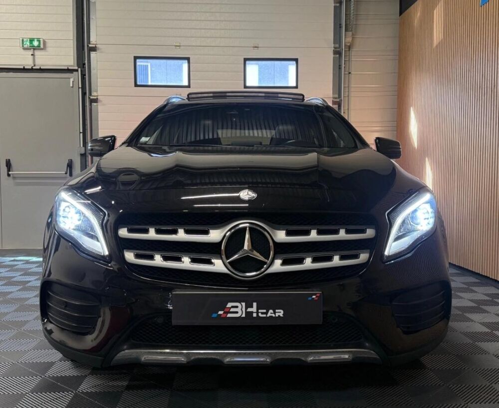 Classe GLA 2.2 220 D 175 FASCINATION 4MATIC 7G-DCT BVA 2017 occasion 78410 Aubergenville