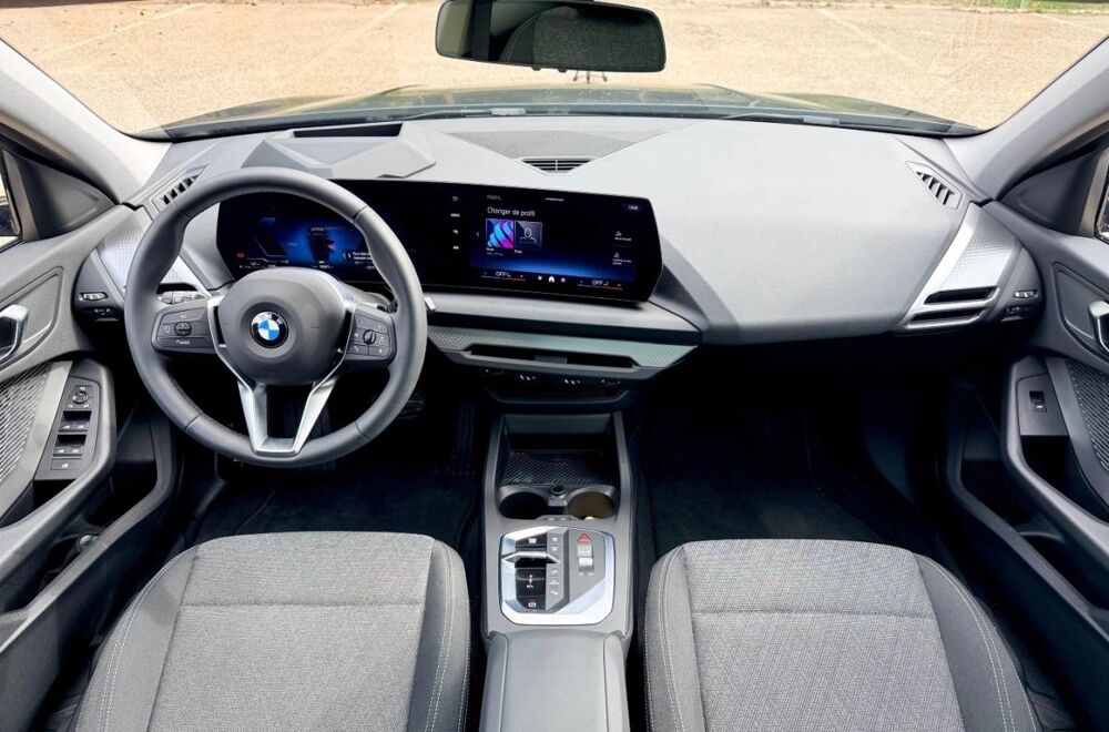 S&eacute;rie 1 1.5 120 170H 155 MHEV HYBRID 48VOLT DKG BVA 2026 occasion 78550 Bazainville