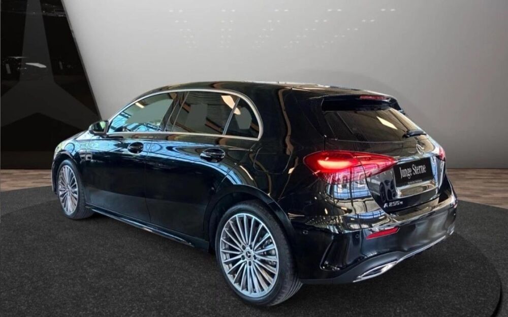 Classe A 1.3 250 E 218H 160 EQ-POWER PHEV HYBRID 15.6KWH AMG LINE 8G- 2025 occasion 06400 CANNES