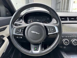 E-PACE 2019 occasion 78420 Carri&egrave;res-sur-Seine