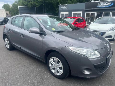 Renault M&eacute;gane 1.5 DCI 110 AUTHENTIQUE 2011 occasion ARGENTEUIL 95100