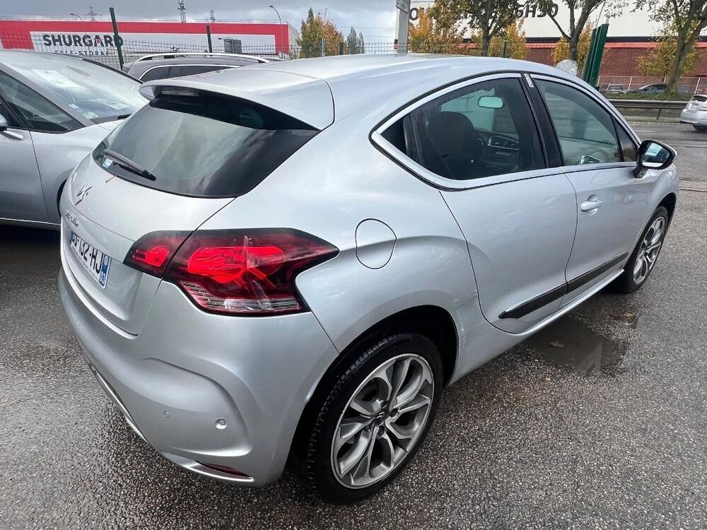 DS4 1.6 L 200 SO CHIC BVM6 TR&Egrave;S BELLE 2011 occasion 78310 Coigni&egrave;res