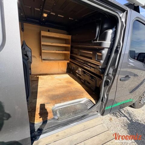Trafic FOURGON 2.0 DCI 145 1T2 L1H1 ENERGY CONFORT EDC BVA 2019 occasion 78490 Galluis