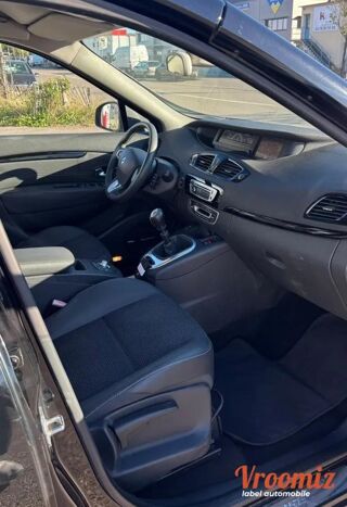 Grand scenic IV 1.6 DCI 130 ENERGY BOSE EDITION 2012 occasion 69680 CHASSIEU