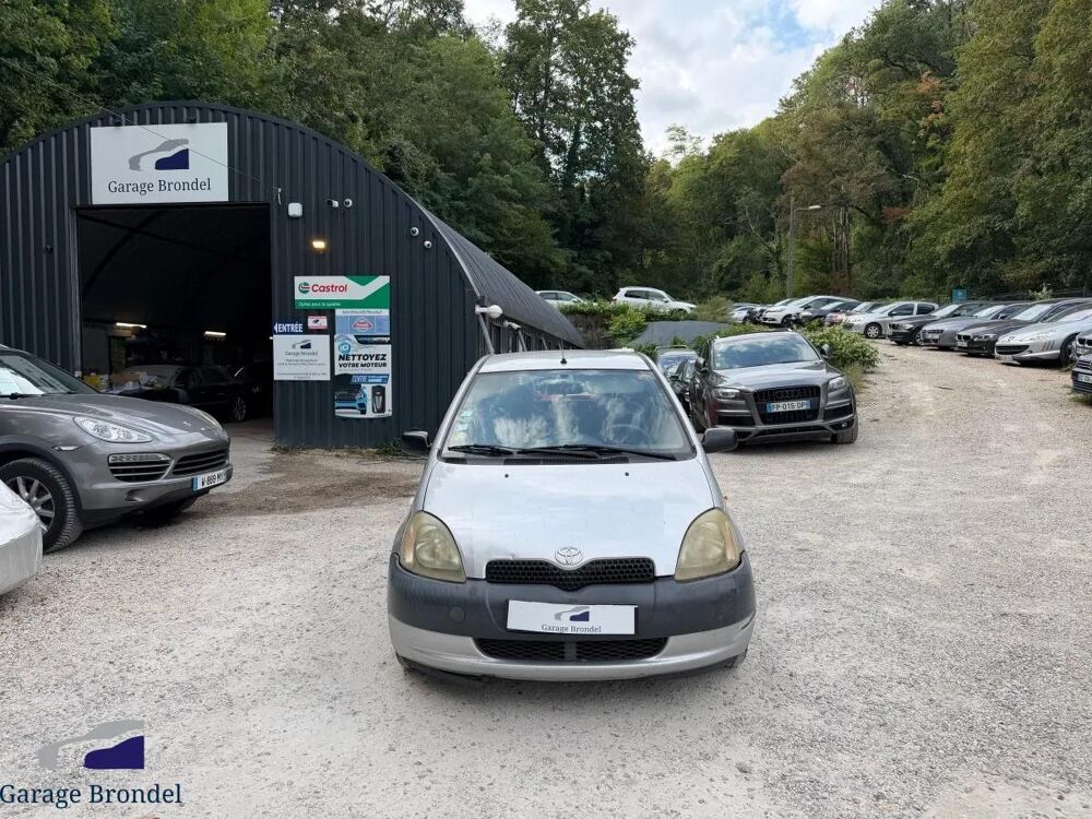 Yaris 2002 occasion 69580 Sathonay-Camp