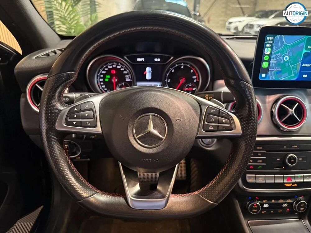 Classe GLA 2.2 220 D 175 FASCINATION 4MATIC 7G-DCT BVA 2017 occasion 78410 Aubergenville