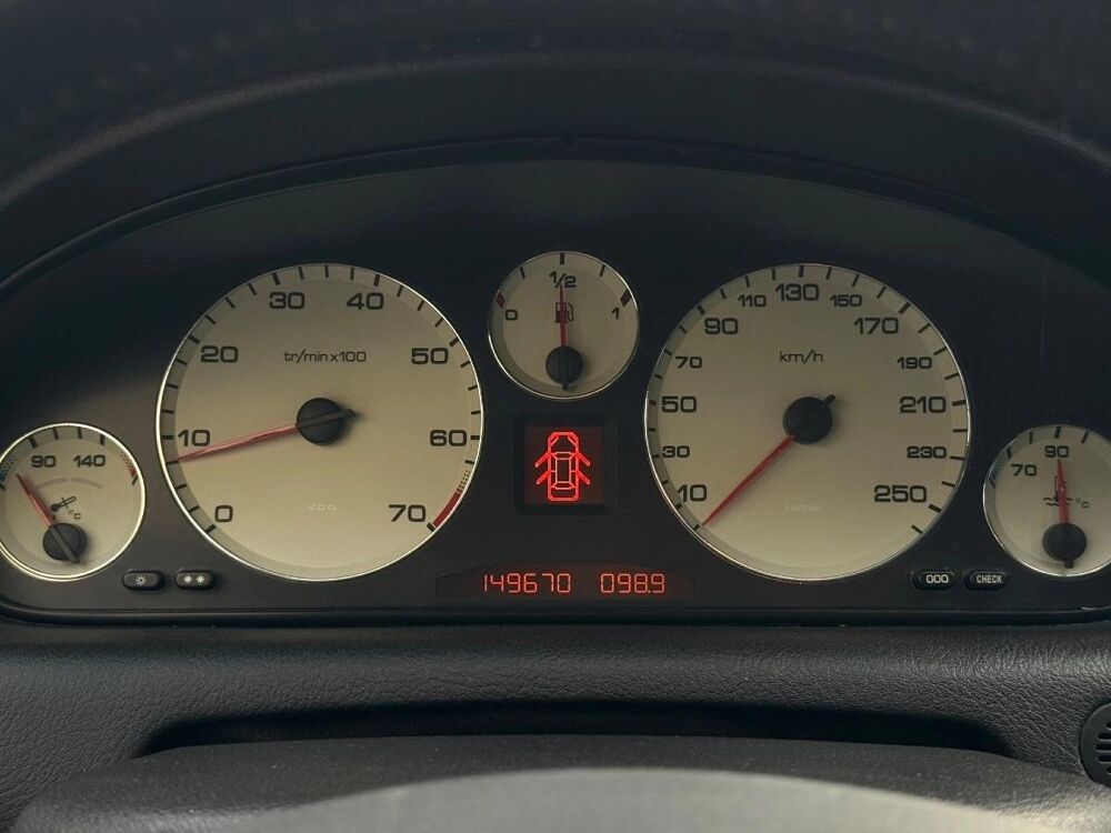 607 2.2 160 PACK BVA 2002 occasion 91210 DRAVEIL