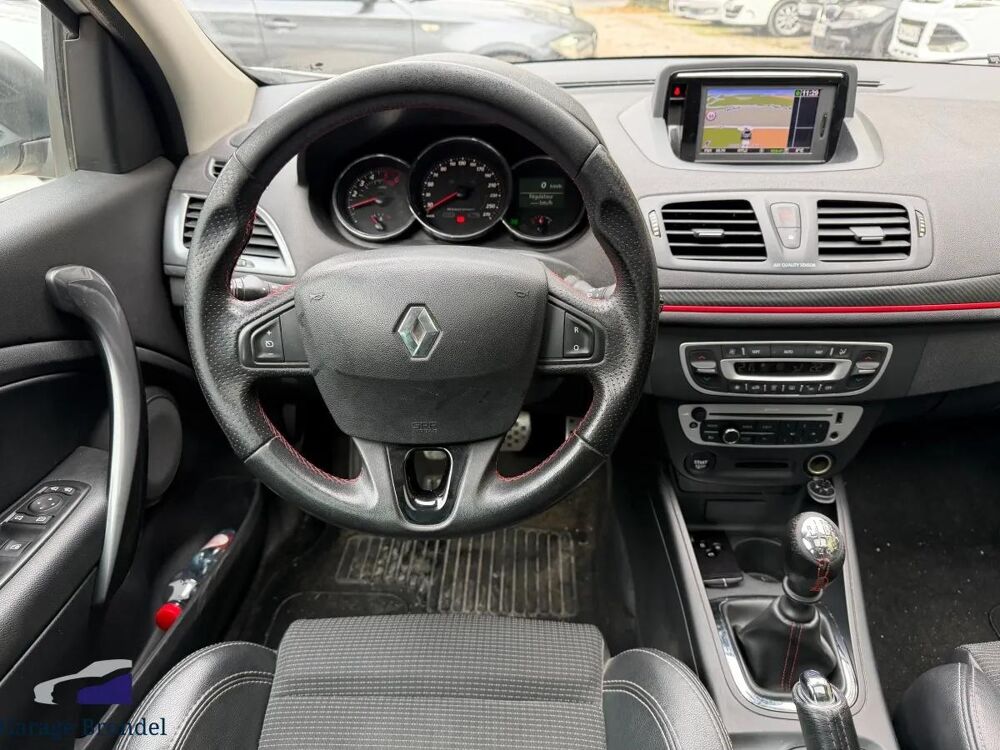 M&eacute;gane 2013 occasion 69580 Sathonay-Camp