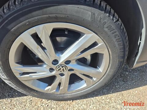 Taigo 1.0 TSI 110 R-LINE DSG BVA 2022 occasion 78690 LES ESSARTS-LE-ROI