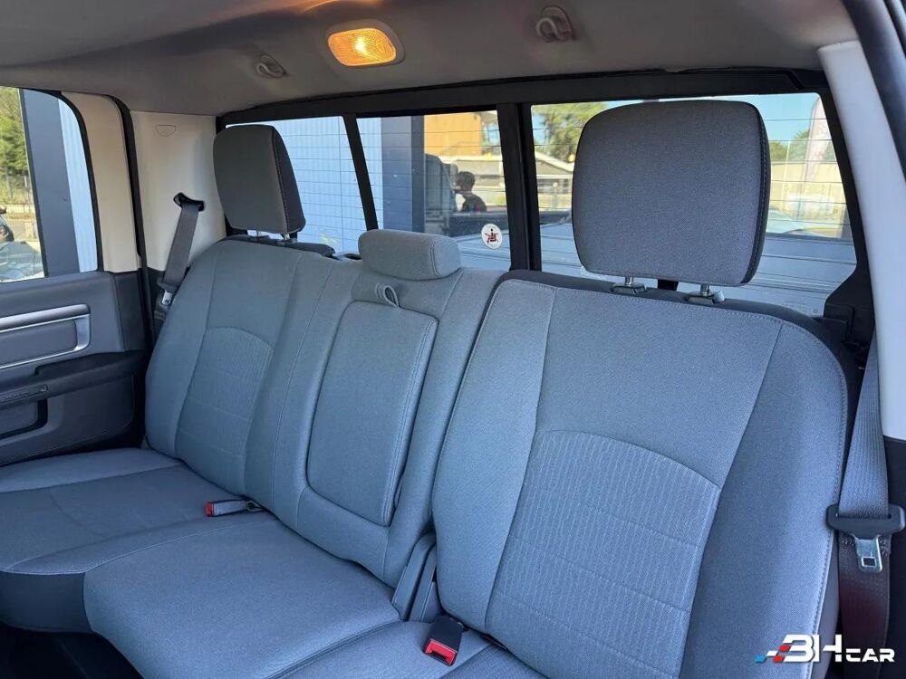 RAM 1500 CREW CAB 5.7 395 BIGHORN 4WD BVA 2021 occasion 33980 Audenge
