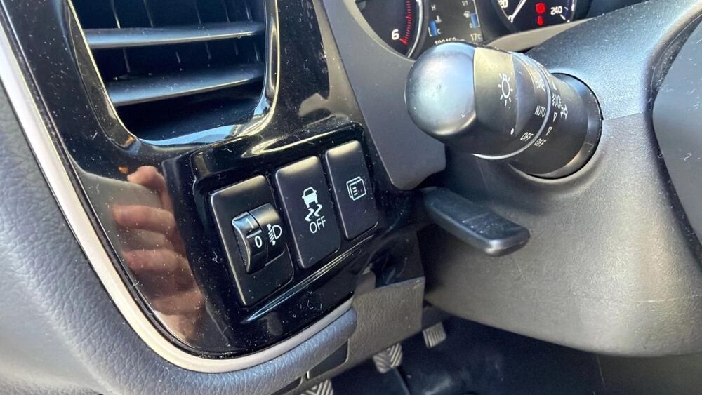 Outlander 2.2 DI-D ClearTec Invite 2WD 2015 occasion 33600 Pessac
