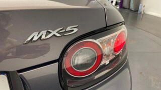 MX-5 1.8 MZR El&eacute;gance Pack Clim 1.8 2009 occasion 59223 Roncq