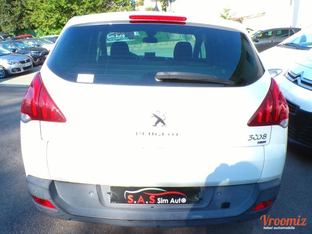 3008 GENERATION-I 1.6 BLUEHDI 120 BUSINESS EAT BVA 2015 occasion 42300 Roanne