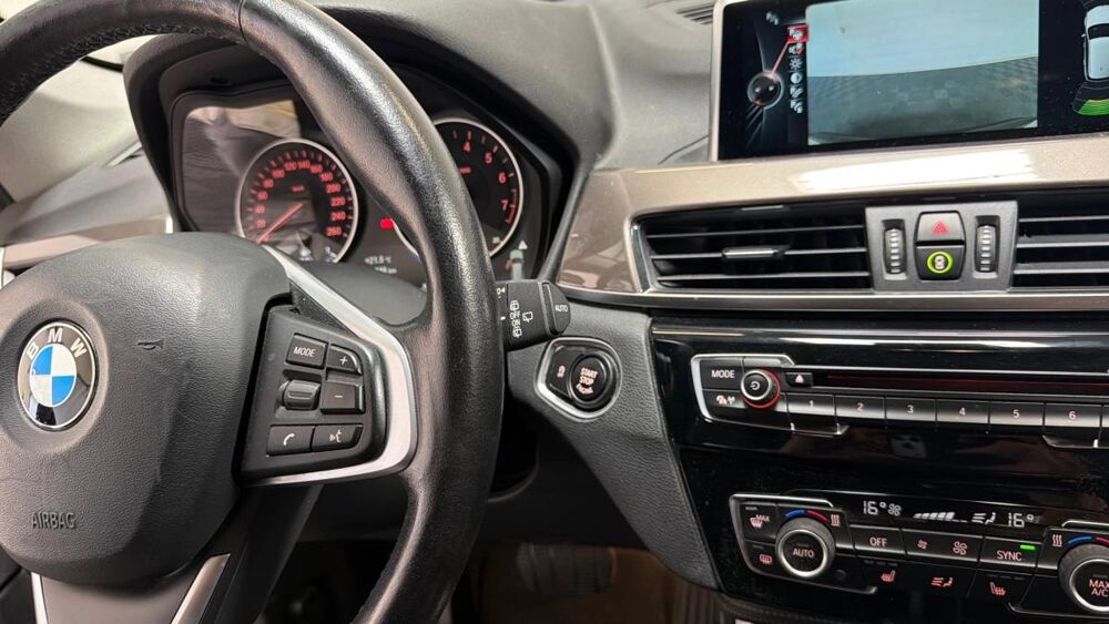 X1 sDrive 18 i 18i xLine DKG7 2017 occasion 91380 Chilly-Mazarin