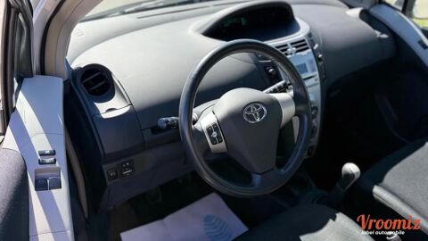 Yaris 1.0 VVTI 70 LUNA 2007 occasion 69680 CHASSIEU