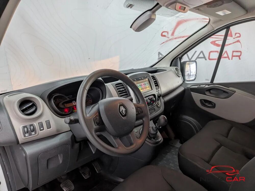 Trafic FOURGON 1.6 DCI 120 1T2 L2H1 GRAND-CONFORT 2019 occasion 31390 Carbonne