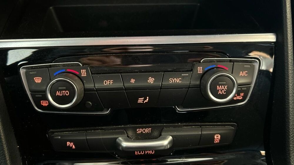 Serie 2 ACTIVE-TOURER 1.5 216 D 115 BUSINESS BVA 2019 occasion 17600 Saujon